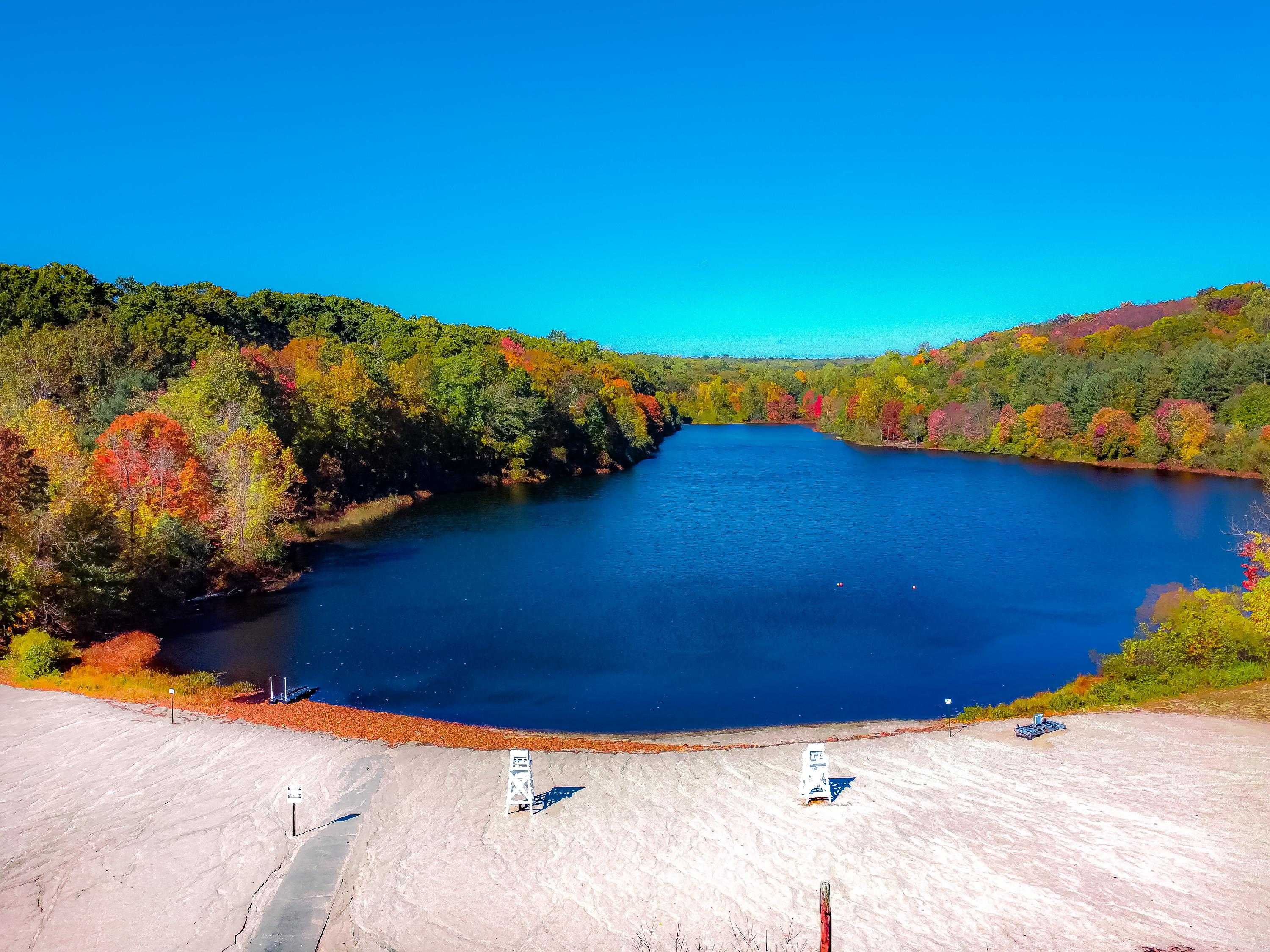Lake Mohegan